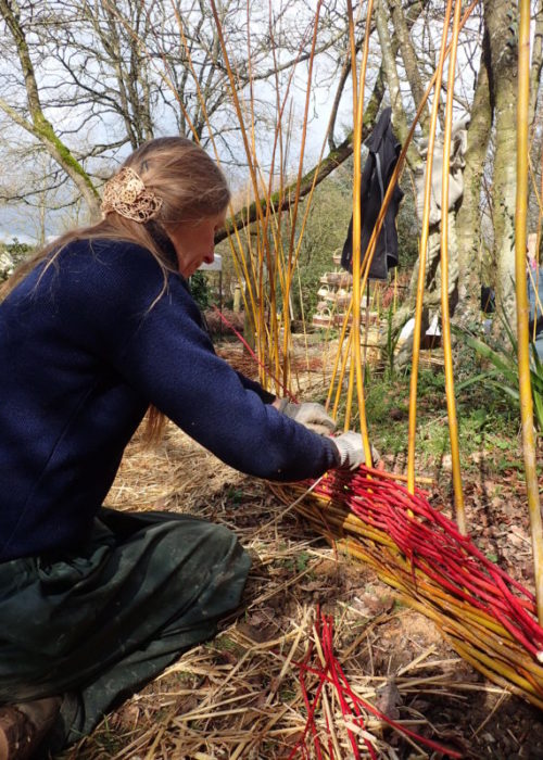 chantier participatif haie "vagues", jardin de la Levrette